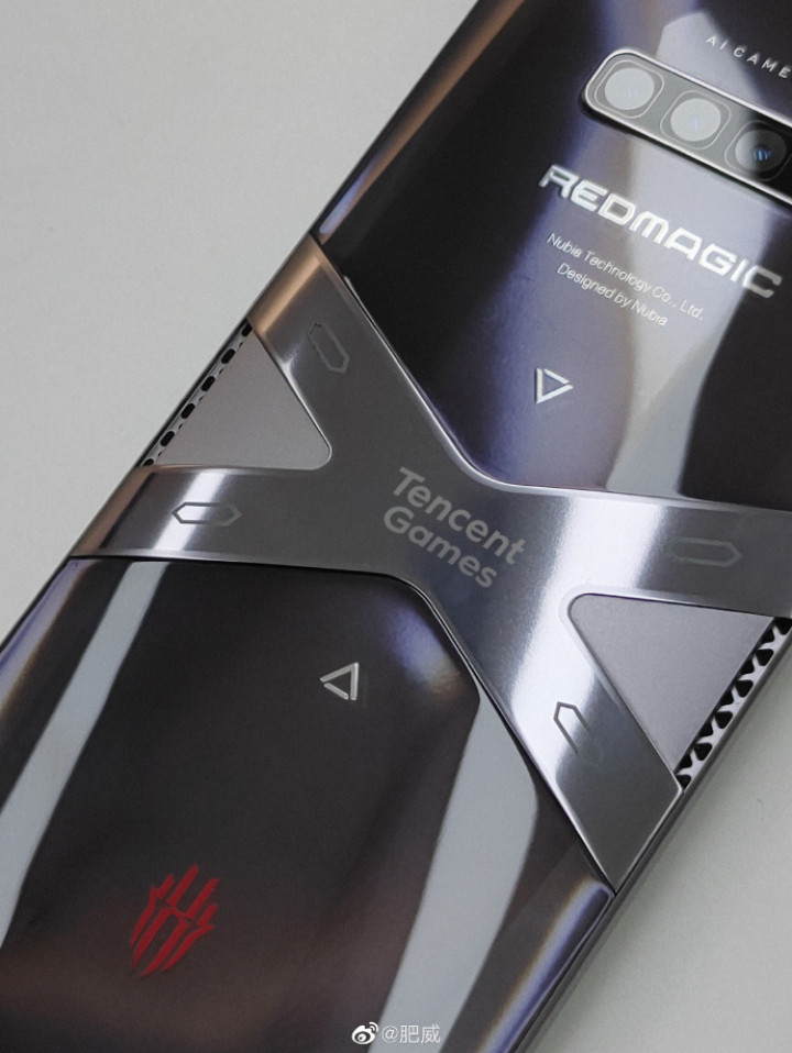 redmagic6.jpg