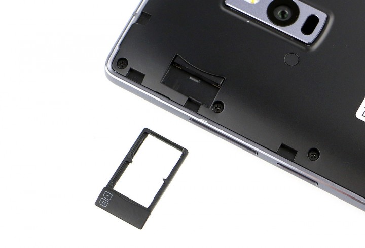 oneplus-2-slot.jpg