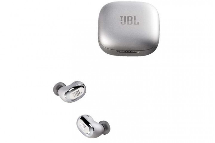 jbl-live-free-2.jpg