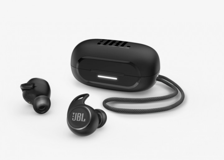 jbl-reflect-aero.jpg