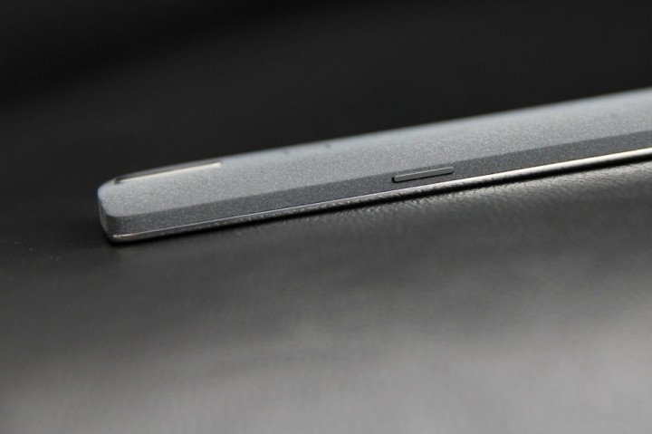 oneplus_one_right_side.jpg