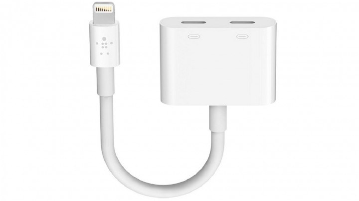 earpods_dongle.jpg