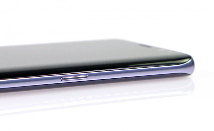 samsunggalaxys8_right_side.jpg
