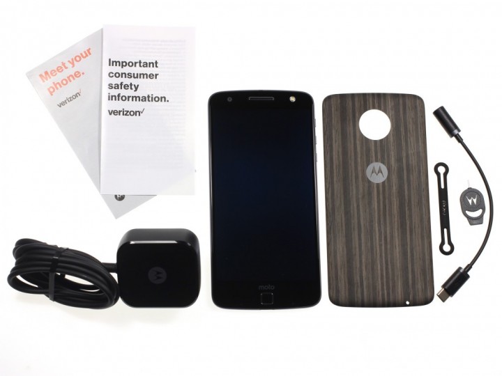 motoz_compl.jpg