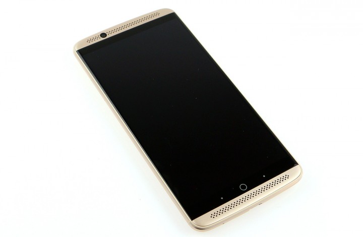 zte_axon_7_face.jpg