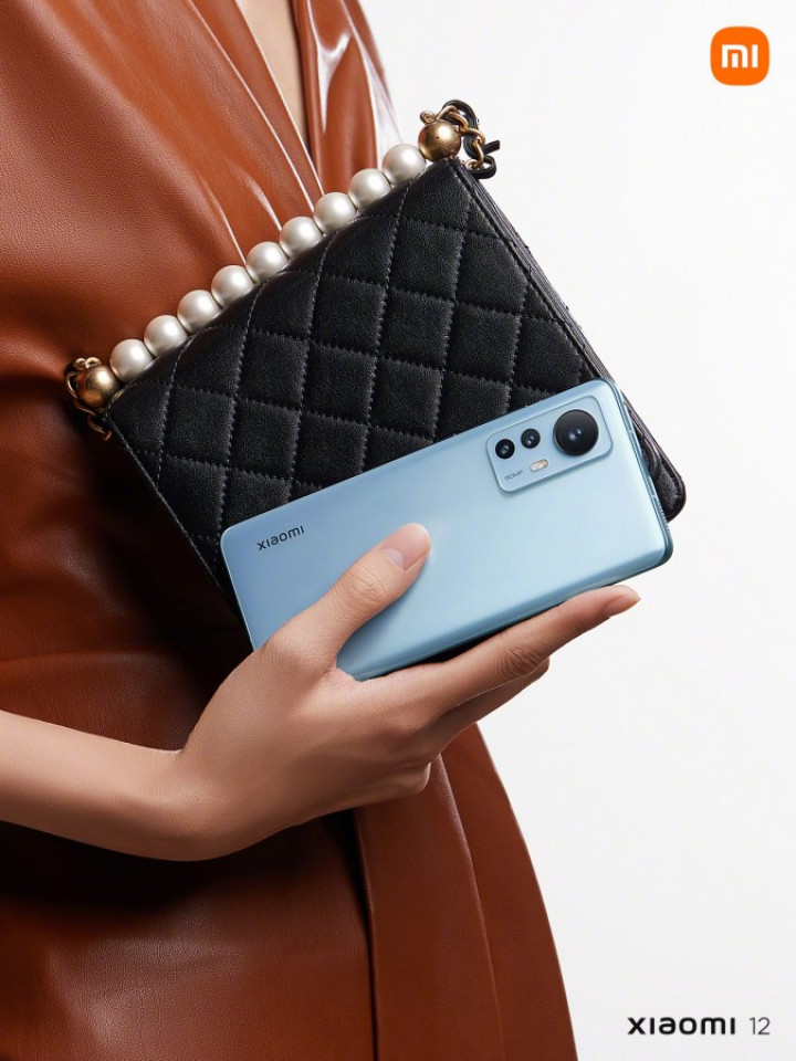 xiaomi12.jpg