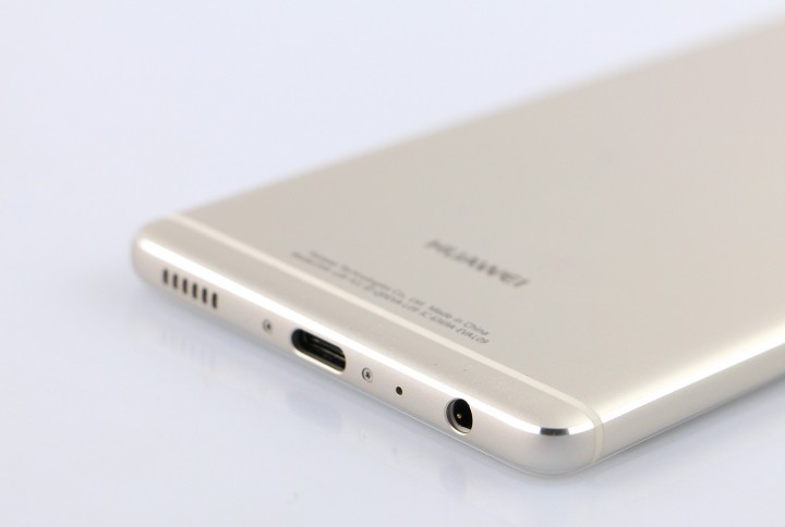 huaweip9_bottom.jpg
