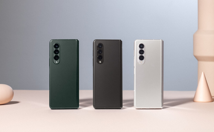 samsung_galaxy_z_fold_3_2.jpg