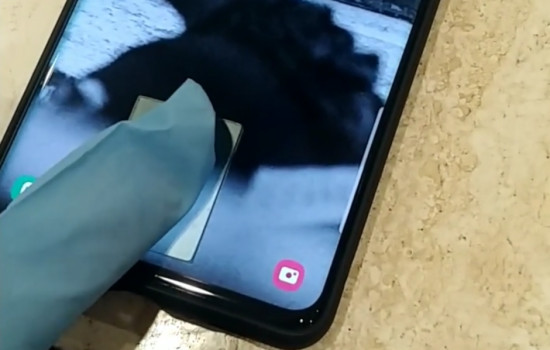 Galaxy S10 взломали с помощью камеры и 3D-принтера