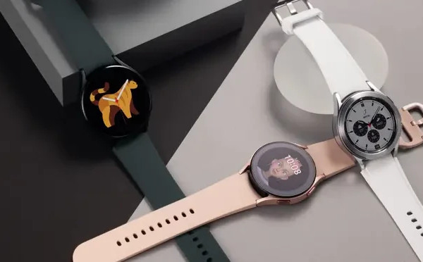 Настройка Galaxy Watch 4, часть I: выбор и установка циферблатов