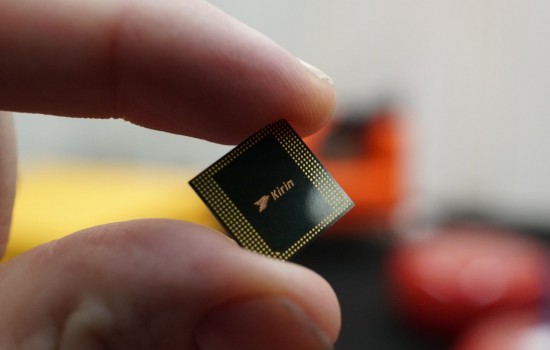Huawei разрабатывает сверхмощный мобильный процессор Kirin 1020