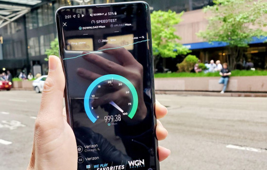 Видео показало сумасшедшую скорость 5G на смартфоне