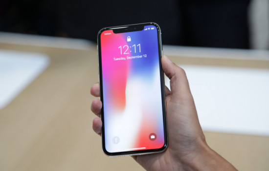 Владельцы iPhone X жалуются на проблемы с батареей