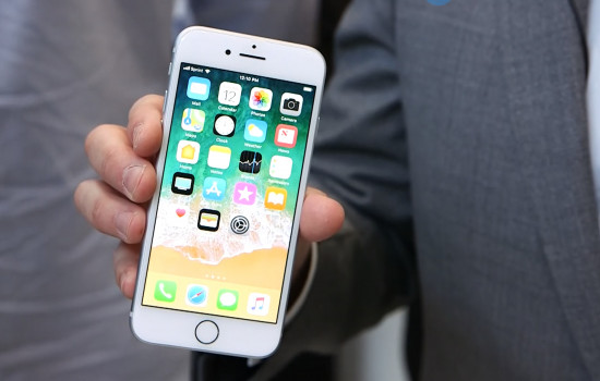 Запуск iPhone SE2 будет отложен из-за вспышки коронавируса