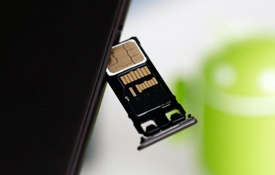 Как объединить SIM-карту и карту памяти