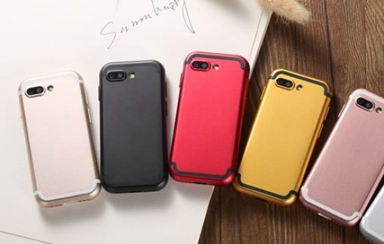 Китайская компания выпустила миниатюрную копию iPhone 7 Plus