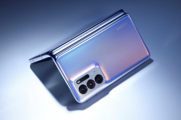 Представлен OPPO Find N — первый складной смартфон компании