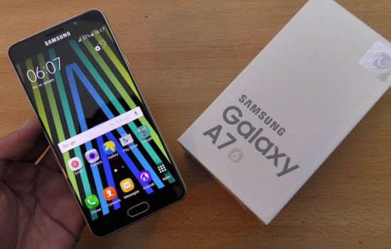 Водонепроницаемые смартфоны Galaxy A3, A5 и A7 стартуют с России