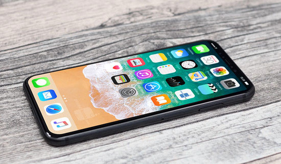 Американец обвиняет Apple в краже iPhone 7 и iOS 12, требуя заплатить $1 триллион